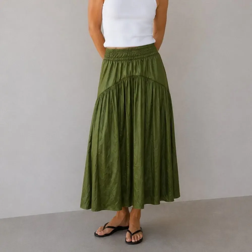 Vince Сrushed A-line Skirt Womens 6 Green Smocked Tiered Mid-rise Midi Maxi NWT